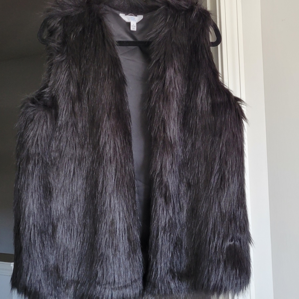 Time and Tru Black Faux Vest